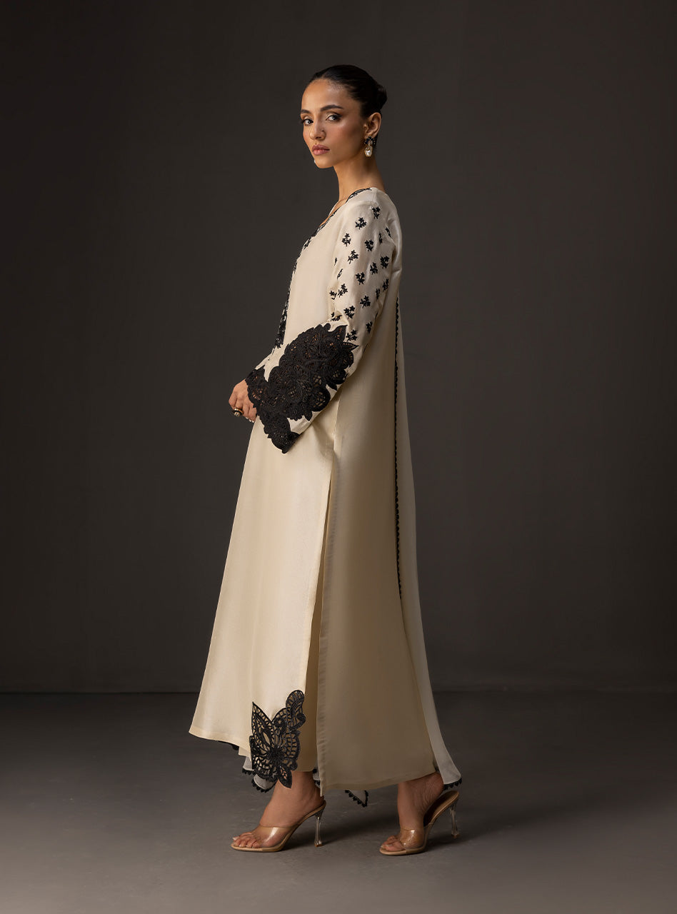 Ivory Noir silk unstitched by Zainab Chottani 3pc (3184)